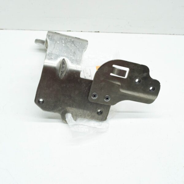 51118079932 - BMW M8 Cabrio F91 Front Right Vertical Connection Support 8079932 ORIGINAL