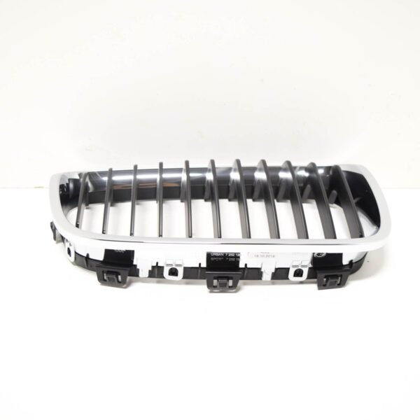 51137239022 - BMW 1 F20 Front Radiator Right Grille Basis 51137239022 7239022 2014 ORIGINAL