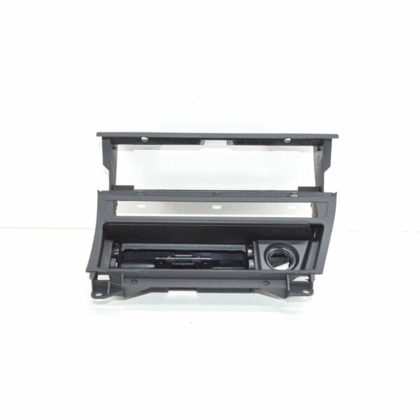 51167001409 - NEW BMW 3 E46 INSTRUMENT PANEL CENTRE RADIO MOUNTING BRACKET RHD 7001409