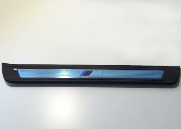 51478051472 - BMW 5 Gran Turismo F07 Front Right Sill Entry Trim 51478051472 ORIGINAL