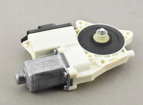 67626925965 - BMW X3 E83 Rear Left Door Window Control Motor 67626925965 6925965 ORIGINAL