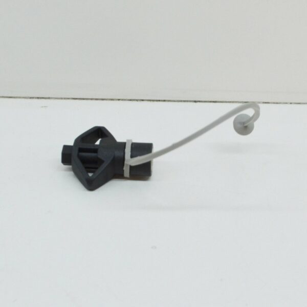 6Q0945300 - Volkswagen POLO MK4 9N Tail Light Wing Nut 6Q0945300 ORIGINAL