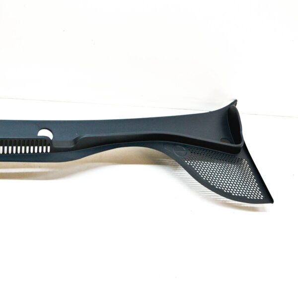 6R1819415C - Volkswagen Polo 6R Front Wiper Cover Cowl 6R1819415C 9B9  GENUINE NEW