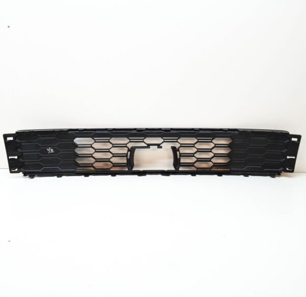 6V0853677G9B9 - NEW SKODA FABIA MK3 NJ FRONT BUMPER LOWER CENTER GRILLE 6V0853677G9B9 ORIGINAL