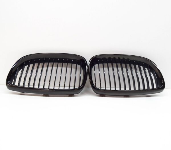 7979349 - BMW 3 E90 Front Left And Right Bumper Kidney Grille Set 7979350 7979349 NEW