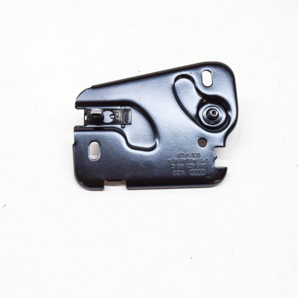 8V0823186C - NEW AUDI A3 8V ENGINE HOOD RIGHT LATCH STRIKER PLATE 8V0823186C