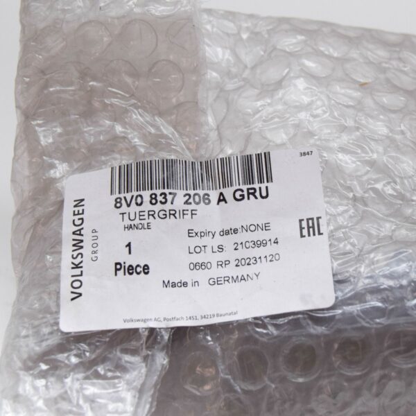 8V0837206AGRU - NEW AUDI A3 8PA FRONT RIGHT SIDE EXTERIOR DOOR HANDLE 8V0837206A GRU ORIGINAL