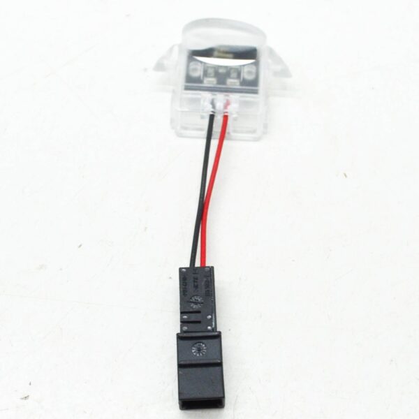 8V0947122 - NEW AUDI A3 8V1,8VK REAR RIGHT LED INTERIOR BOOT LIGHT 8V0947122 ORIGINAL