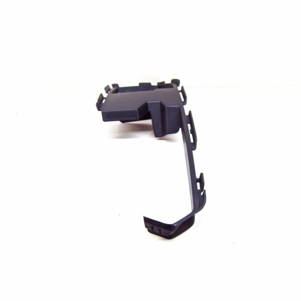 8V3807152 - NEW AUDI A3 S3 SPORTBACK FRONT RIGHT END CAP 8V3807152 2015