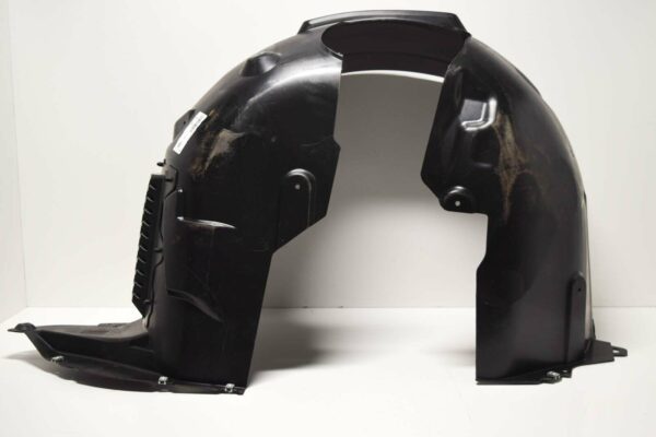 8V5821172M - NEW AUDI A3 8PA FRONT FENDER LINER SPLASH SHIELD 8V5821172M