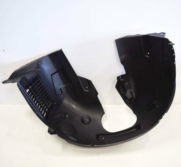8V5821172M - NEW AUDI A3 8PA FRONT FENDER LINER SPLASH SHIELD 8V5821172M