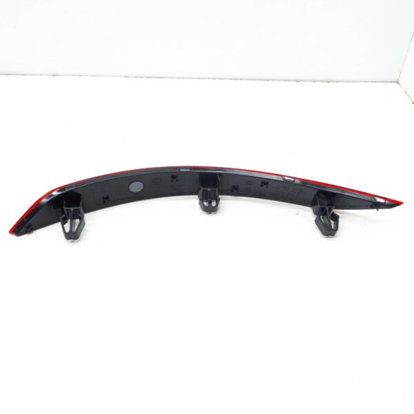 8V5945106C - NEW AUDI A3 SPORTBACK 8V REAR RIGHT BUMPER REFLECTOR 8V5945106C ORIGINAL
