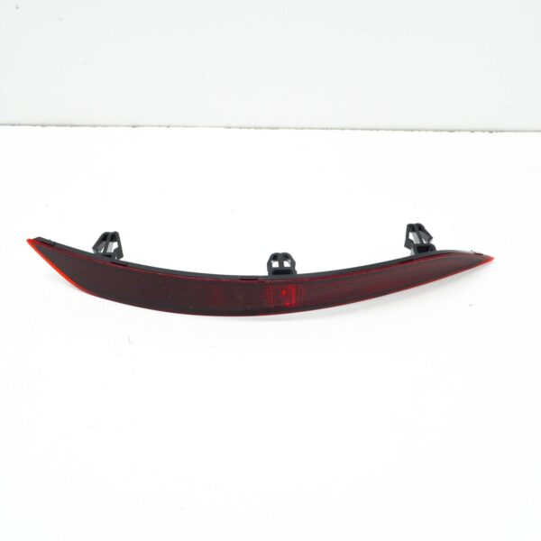 8V5945106C - NEW AUDI A3 SPORTBACK 8V REAR RIGHT BUMPER REFLECTOR 8V5945106C ORIGINAL