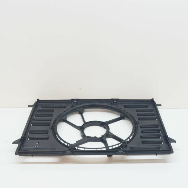 8W0121207 - NEW AUDI A4 B9 ENGINE COOLING FAN RING 400W 8W0121207