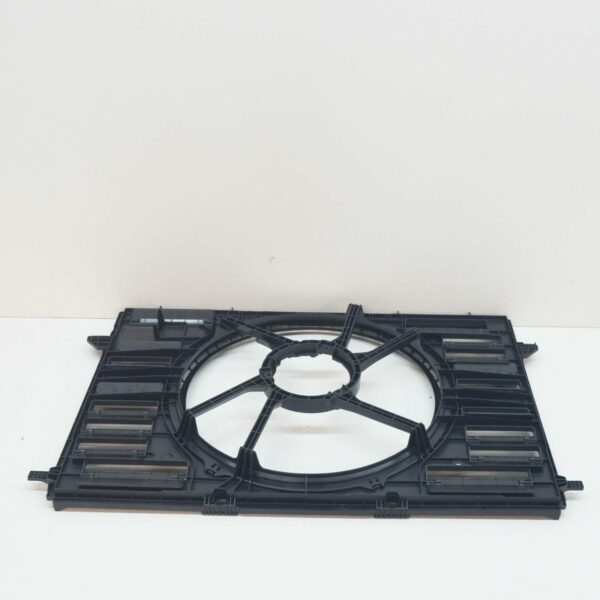 8W0121207 - NEW AUDI A4 B9 ENGINE COOLING FAN RING 400W 8W0121207