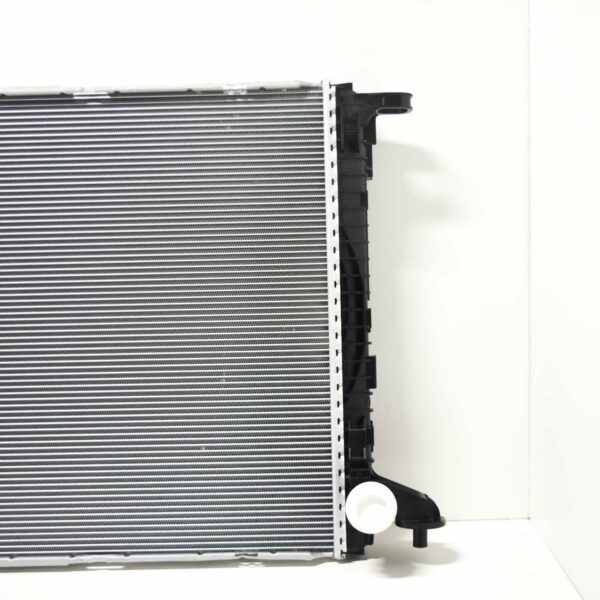 8W0121251AA - NEW AUDI Q7 4M COOLANT WATER RADIATOR 8W0121251AA