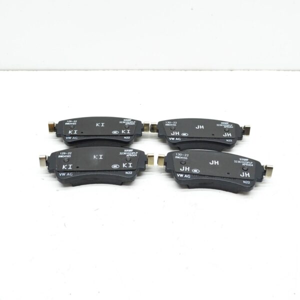 8W0698451BG - AUDI A4 Avant B9 Rear Brake Pads Set 8W0698451BG ORIGINAL