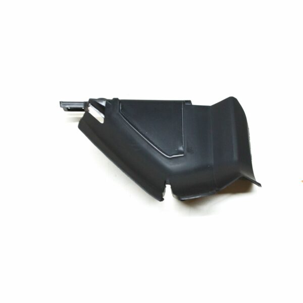 8W6121674B - NEW AUDI A5 8W6 RIGHT RADIATOR AIR BAFFLE SMALL GUIDE 8W6121674B ORIGINAL