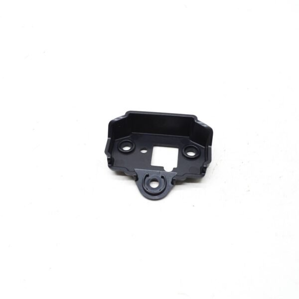8Y0853795B - NEW AUDI A3 8Y FRONT RADIATOR GRILLE SECURING PLATE 8Y0853795B