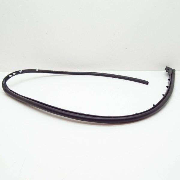 9025P6 - PEUGEOT 3008 T84 Front Right Door Side Sill Seal 9025P6 ORIGINAL