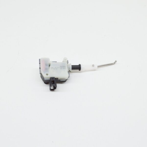95551276101 - PORSCHE CAYENNE 9PA Rear Trunk Lock Actuator 95551276101 ORIGINAL