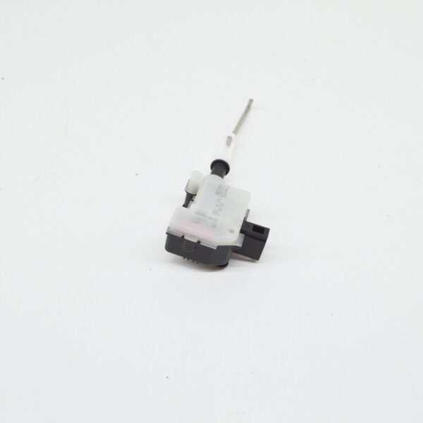 95551276101 - PORSCHE CAYENNE 9PA Rear Trunk Lock Actuator 95551276101 ORIGINAL
