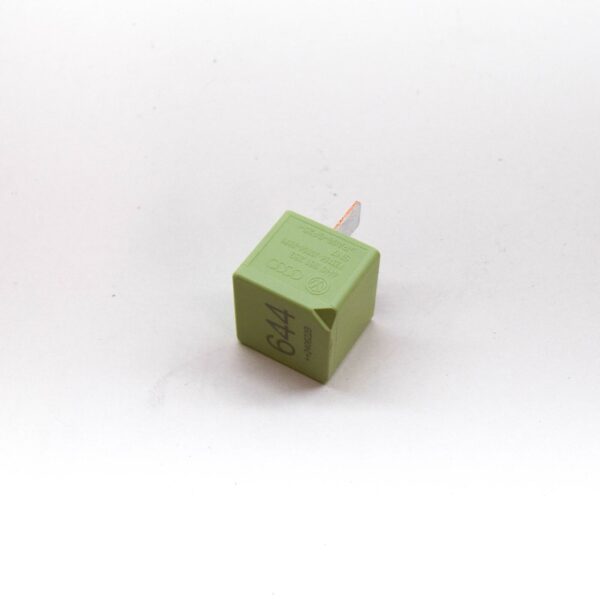 95861500801 - PORSCHE CAYENNE 92A Vacuum Booster Starter Secondary Pump Relay 95861500801 NEW