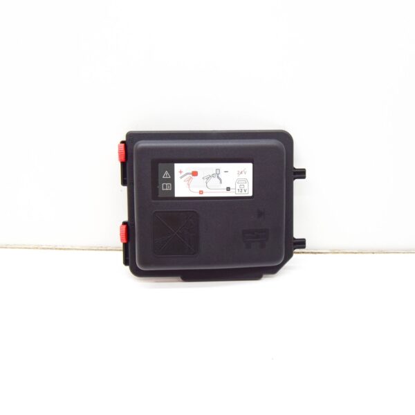 9826717980 - PEUGEOT 2008 Fuse Box Cover 9826717980 ORIGINAL