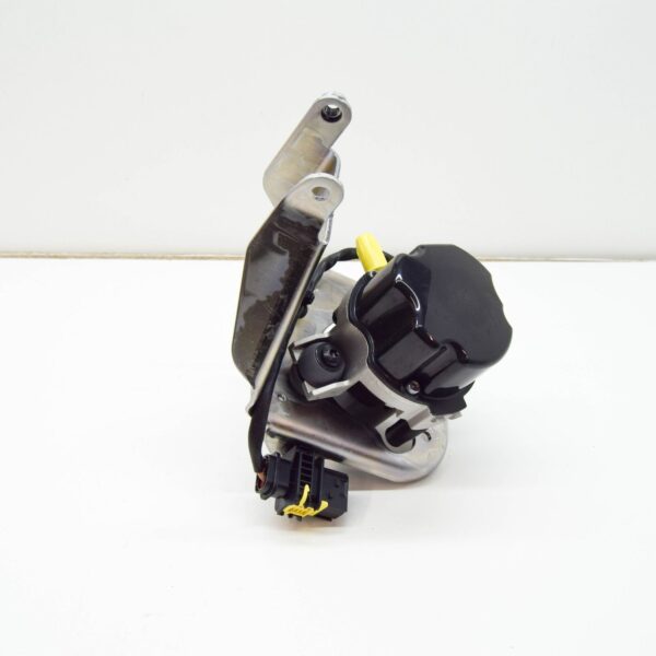 A0004306132 - NEW MERCEDES-BENZ C W205 VACUUM PUMP A0004306132 2013 ORIGINAL
