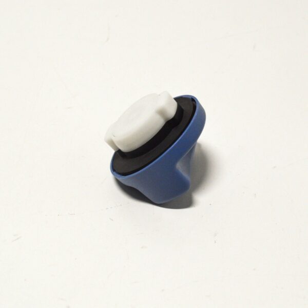 A0004701805 - Mercedes Benz Actros MP2 Fuel Tank Cap AdBlue A0004701805 ORIGINAL