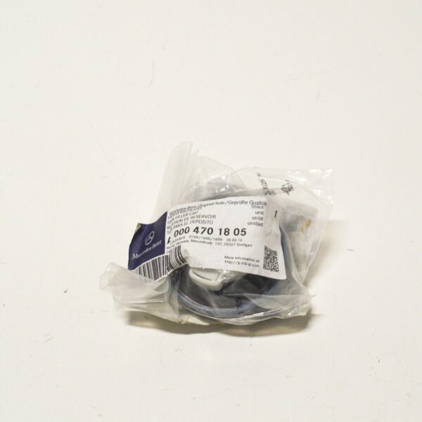 A0004701805 - Mercedes Benz Actros MP2 Fuel Tank Cap AdBlue A0004701805 ORIGINAL