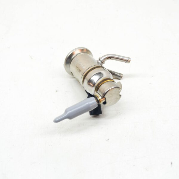 A0004904100 - NEW MERCEDES-BENZ E COUPE C238 ADBLUE INJECTOR NOZZLE A0004904100 ORIGINAL