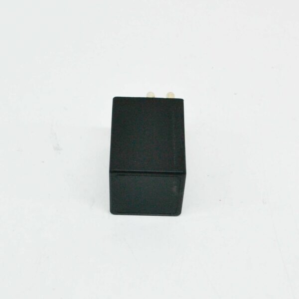 A0008211063 - MERCEDES-BENZ Saloon W123 Flasher - Turn Signal Relay A0008211063 ORIGINAL