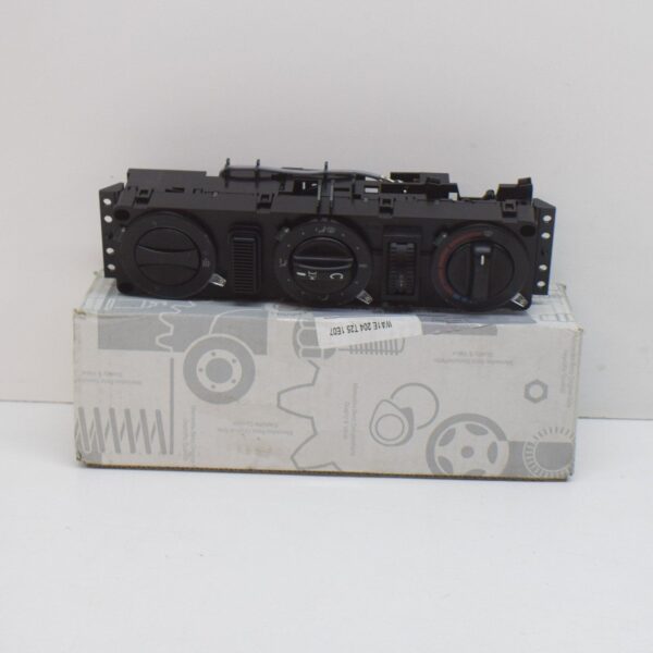 A0008306585 - NEW MB SPRINTER 903 HEATER CONTROL PANEL SWITCH RHD A0008306585