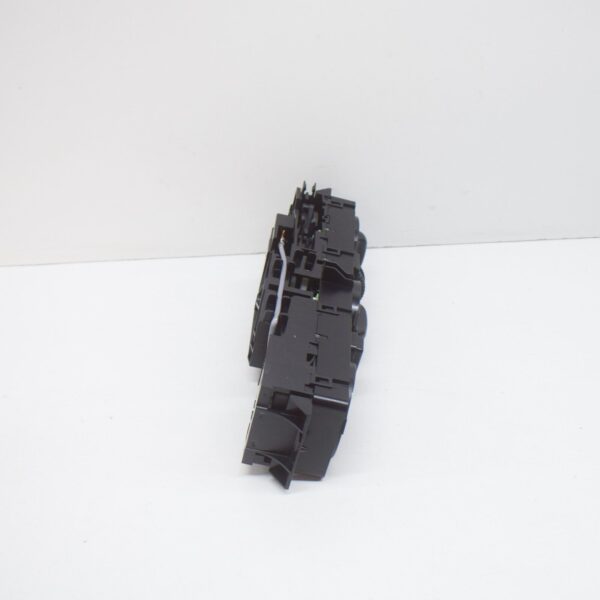 A0008306585 - NEW MB SPRINTER 903 HEATER CONTROL PANEL SWITCH RHD A0008306585