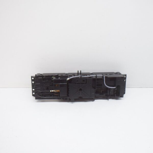 A0008306585 - NEW MB SPRINTER 903 HEATER CONTROL PANEL SWITCH RHD A0008306585