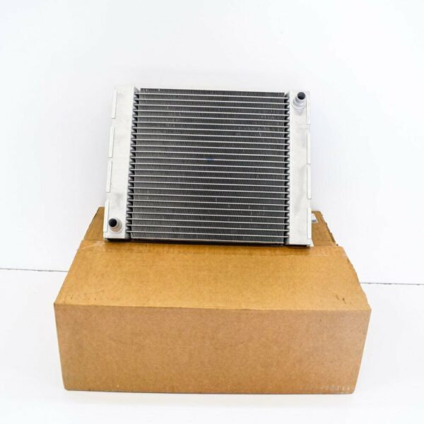 A0995004003 - NEW MERCEDES-BENZ S ADDITIONAL WATER COOLER RADIATOR W222 S63 AMG A0995004003