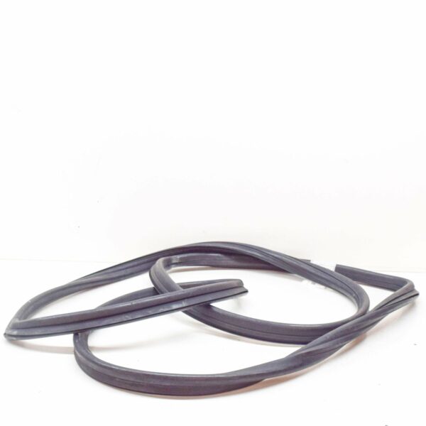 A1156700039 - NEW MERCEDES-BENZ W115 FRONT WINDSHIELD SEALING FRAME A1156700039 ORIGINAL