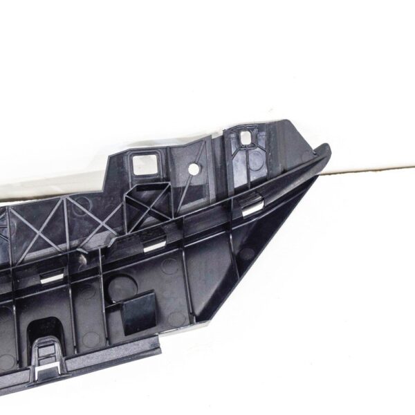 A1568850465 - NEW MERCEDES-BENZ GLA FRONT AMG BUMPER UPPER GRILL BRACKET X156 A1568850465