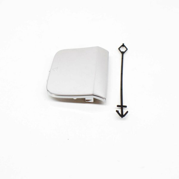 A1568851700 - NEW MERCEDES-BENZ GLA X156 REAR BUMPER TOWING HOOK EYE COVER A1568851700