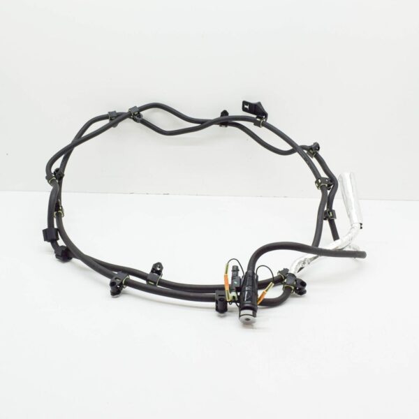 A1664700424 - NEW MERCEDES-BENZ ML W166 ADDITIVE LINE WITH HEATING ELEMENT A1664700424