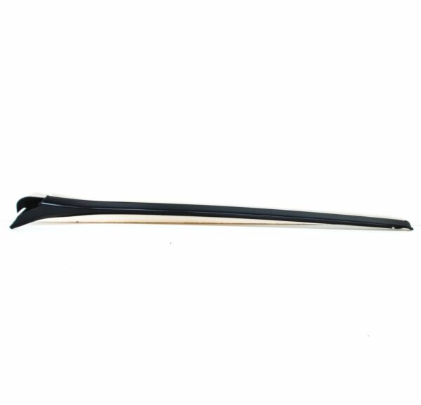 A1666901280 - NEW MB GLE W166 FRONT WINDSHIELD RIGHT WATER DEFLECTOR TRIM A1666901280 ORIGINAL