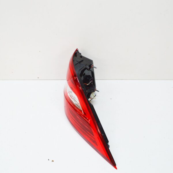 A1669063201 - NEW MERCEDES-BENZ GLE W166 REAR RIGHT TAILLIGHT A1669063201