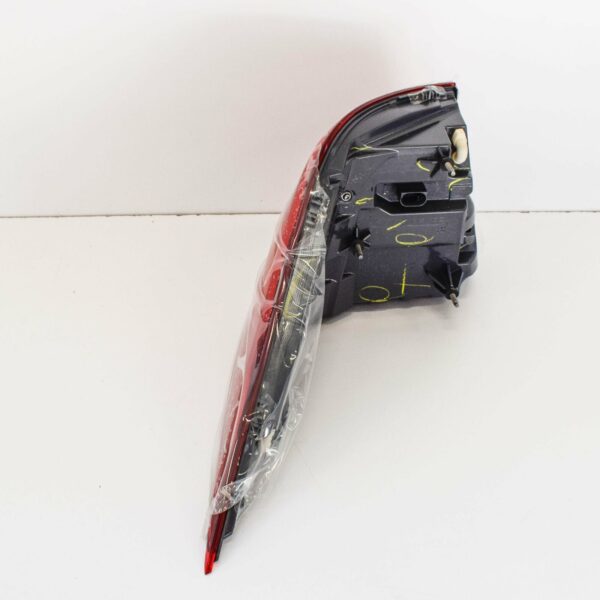A1669065601 - NEW MERCEDES-BENZ GLS X166 REAR RIGHT TAILLIGHT A1669065601 2017 ORIGINAL