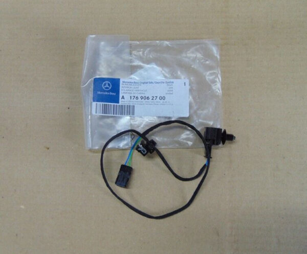 A1769062700 - MERCEDES-BENZ CLA C117 Backrest Interior Lamp A1769062700 ORIGINAL