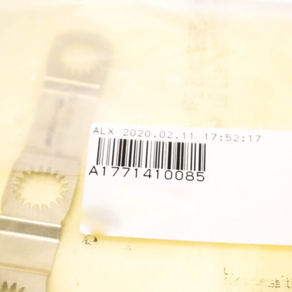 A1771410085 - NEW MB GLC C253 LEFT CYLINDER HEAD CONNECTION PANEL A1771410085 ORIGINAL