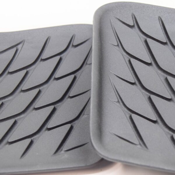A17768038049051 - NEW MERCEDES-BENZ A W177 REAR FLOOR MAT SET A17768038049051 ORIGINAL