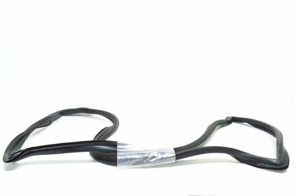 A2016700139 - NEW MERCEDES-BENZ 190 W201 REAR WINDOW SEALING FRAME A2016700139 ORIGINAL
