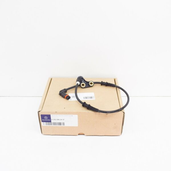A2025402417 - NEW MERCEDES-BENZ CLK C208 FRONT RIGHT WHEEL ABS SENSOR A2025402417