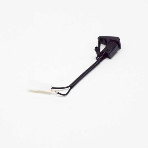 A2028601047 - NEW MERCEDES-BENZ C W202 WINDSHIELD WASHER NOZZLE RIGHT A2028601047